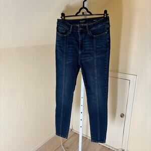 Judy Blue EUC Women's Dark Wash Skinny Fit Jeans Size 11/30